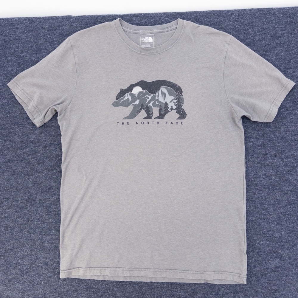 The North Face Graphic T-Shirt Mens Large Gray Bear Mountain Excellent